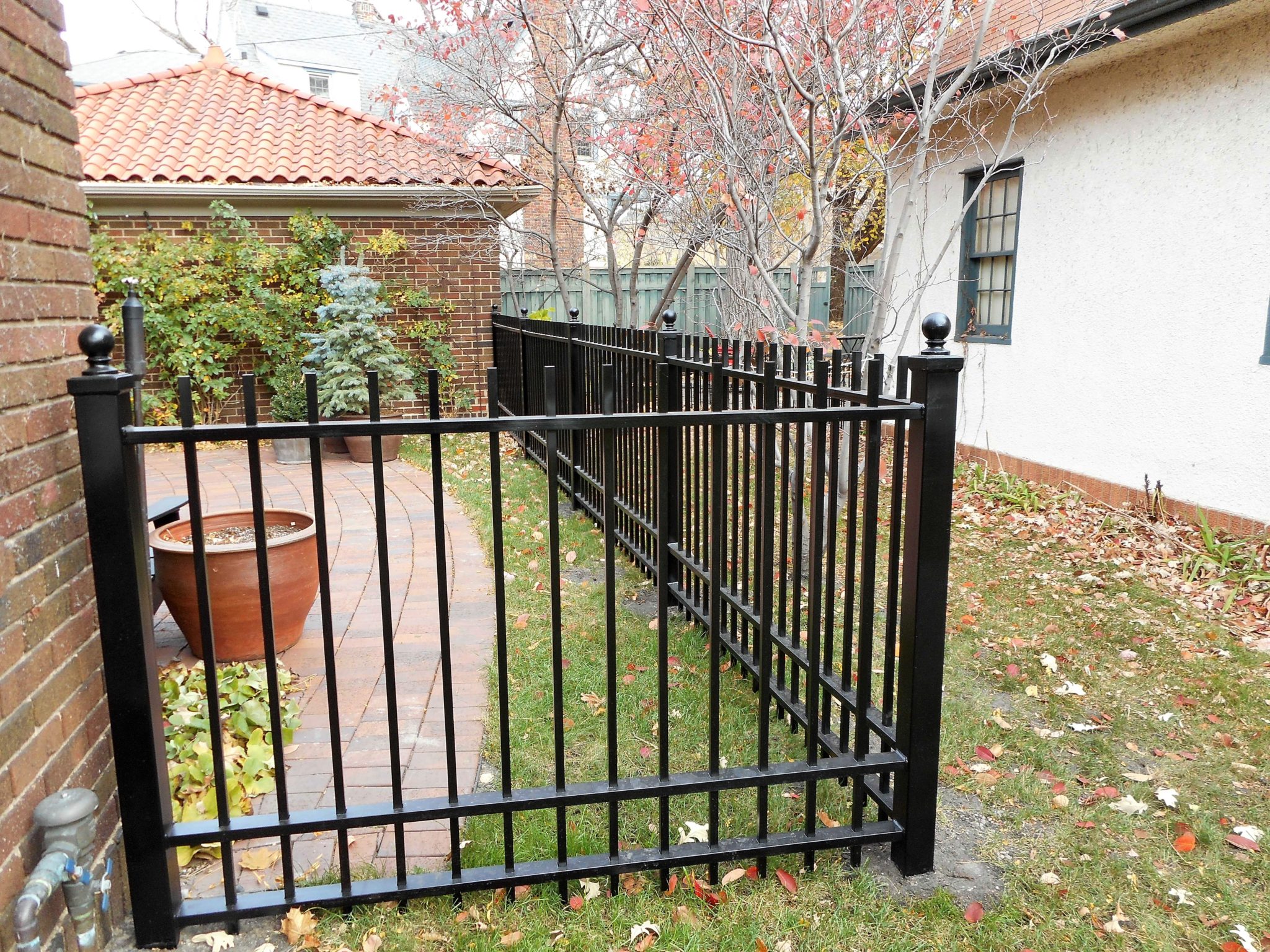 Plymouth Iron Fence Surpasses - curb appeal